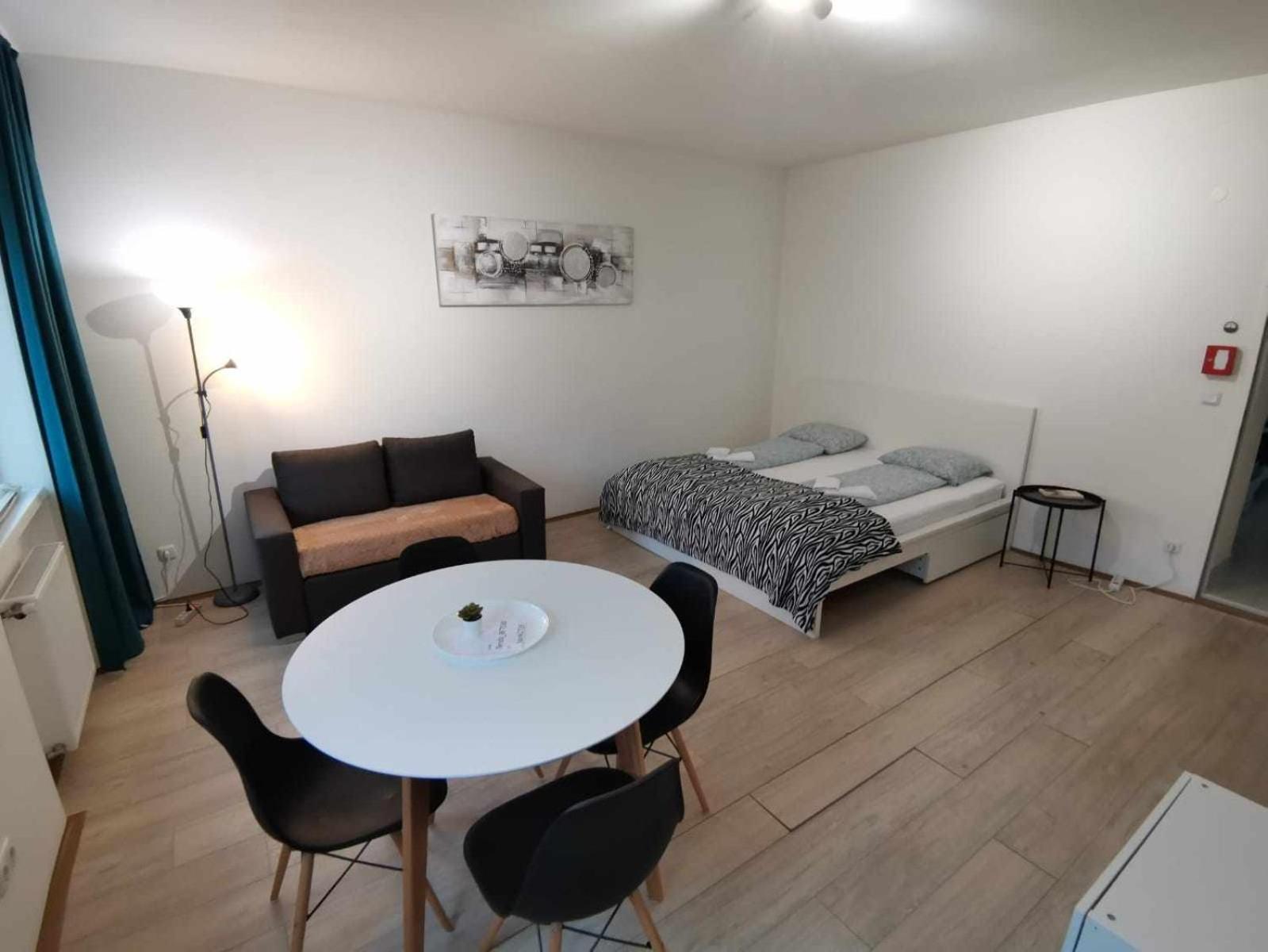 Central Apartment Metro 1 Min. Vienne Extérieur photo